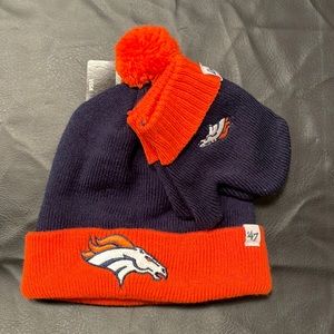 NWT Infant Denver Broncos '47 Navy/Orange Cuffed Knit Hat and Mittens Set